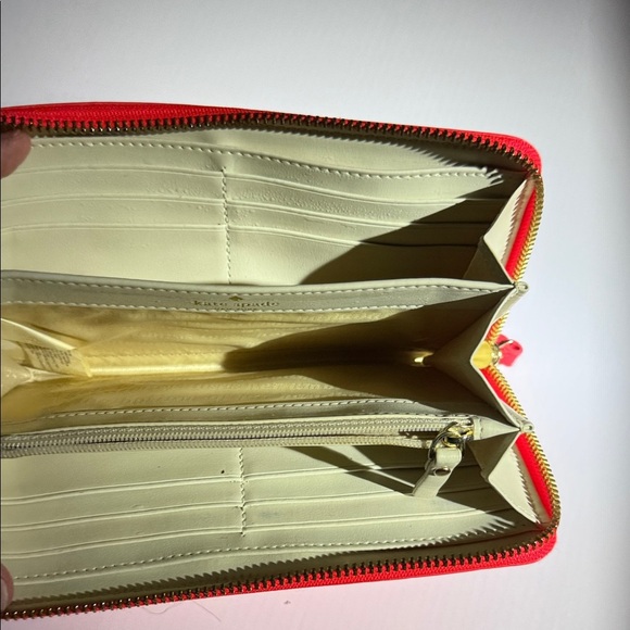 Kate Spade Bright Pink Bow Pattern Wallet - Picture 5 of 14